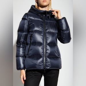 Moncler Seritte Hooded Quilted Down Puffer Jacket in Navy, Moncler Size 2